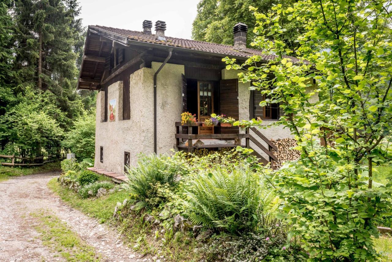 Chalet Silenthia Βίλα Lenzumo di Concei Εξωτερικό φωτογραφία